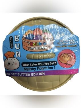 Mystery Squishy Bun - Glitter Edition